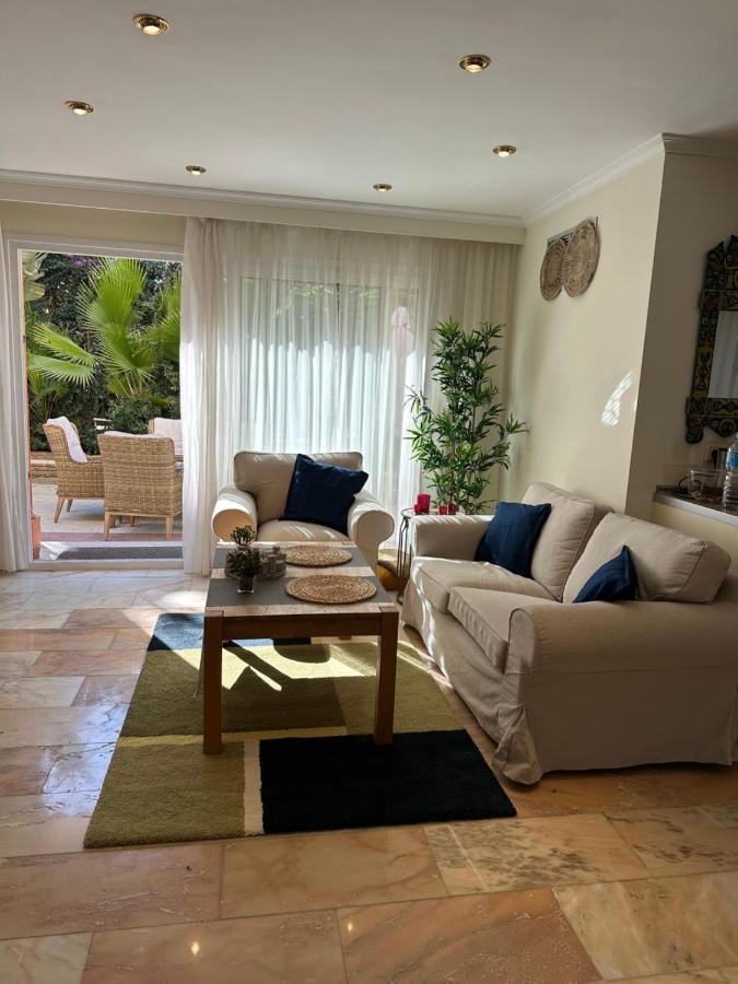 Marbella Villa On The Beach Exterior photo
