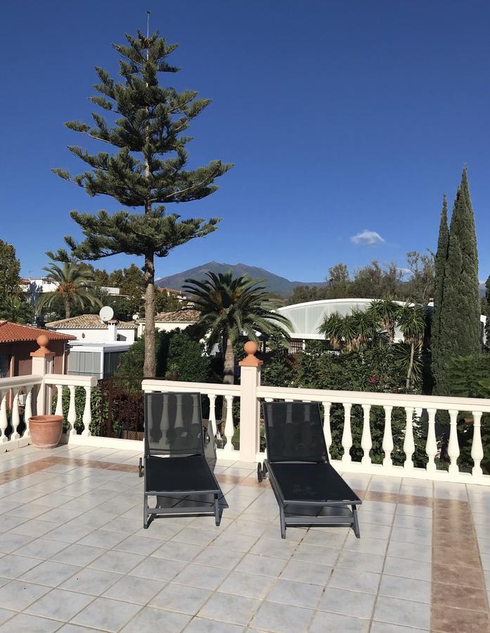 Marbella Villa On The Beach Exterior photo